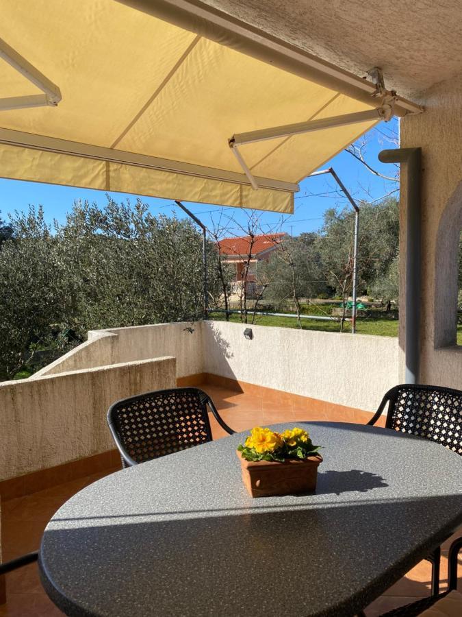 Apartament Beautiful Island House Ugljan Zewnętrze zdjęcie