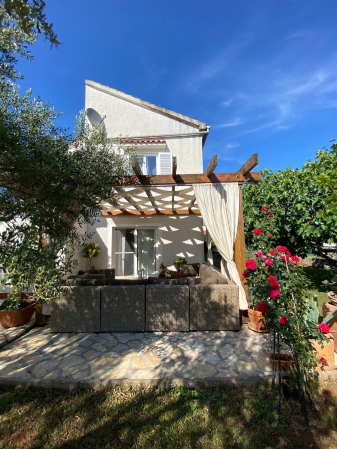 Apartament Beautiful Island House Ugljan Zewnętrze zdjęcie